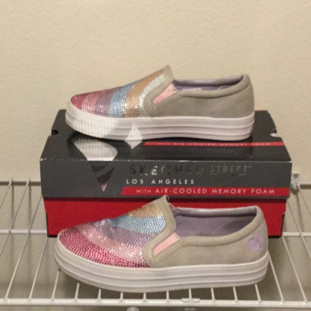 Sketcher slip on